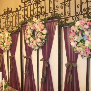 CF0265- Pink and White Wedding Wreaths