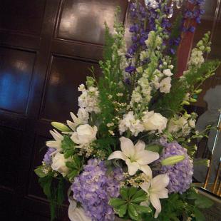 CF0384-Blue and White Wedding Arrangement