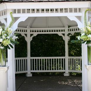 CF0609-Green and White  Wedding Ceremony Arrangements