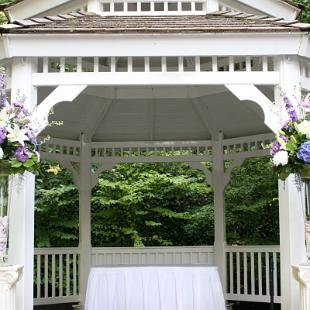 CF0613-Lavender, White and Blue Garden Wedding Flower Arrangements