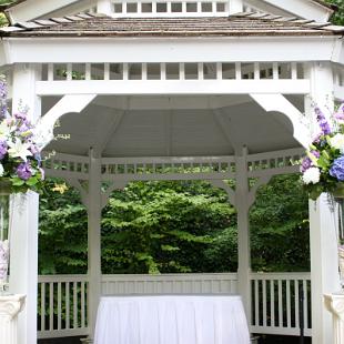 CF0613-Lavender, White and Blue Garden Wedding Flower Arrangements