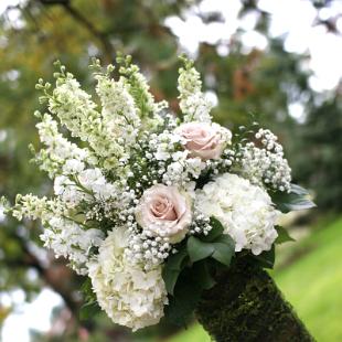 CF0652-Blush and White Rustic Ceremony Arrangement