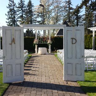 CF0663-Antique Church Doors and Window For Outdoor Wedding