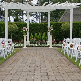 CF0762-Aerie at Eagles Landing Outdoor Wedding Flowersjpg