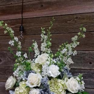 CF0820-Rustic White Ceremony Flowers