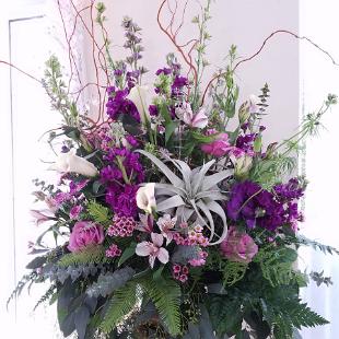 CF0880-Stunning Purple and Lavender Ceremony Arrangement with Airplant