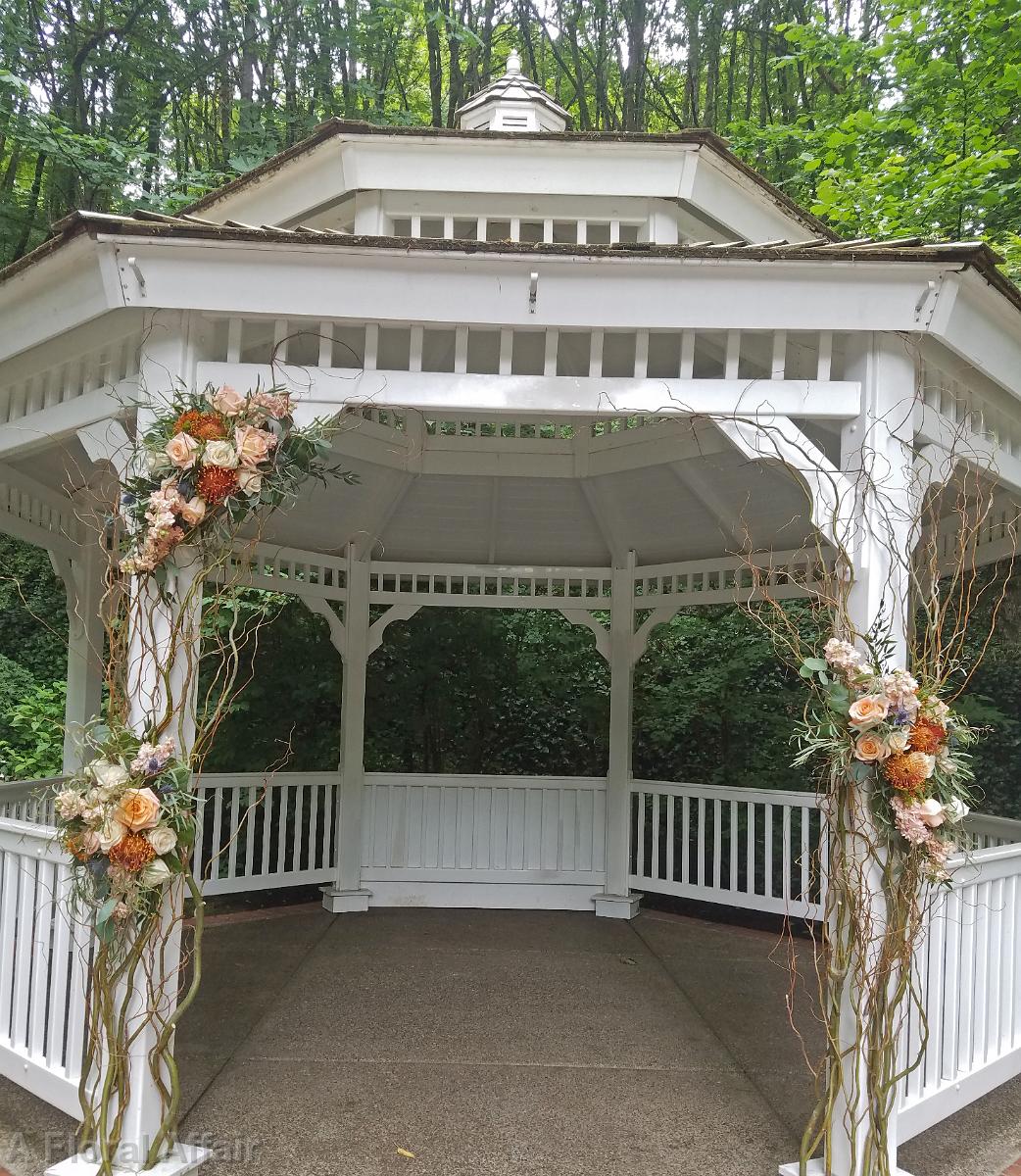 CF09243-Rustic, Peach and Blue Gazebo Decor