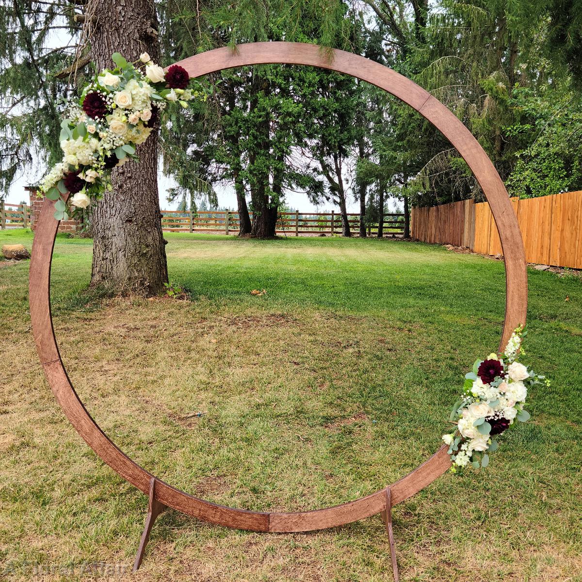 CF9334-Round Wedding Backdrop with Burgundy and White Flowers