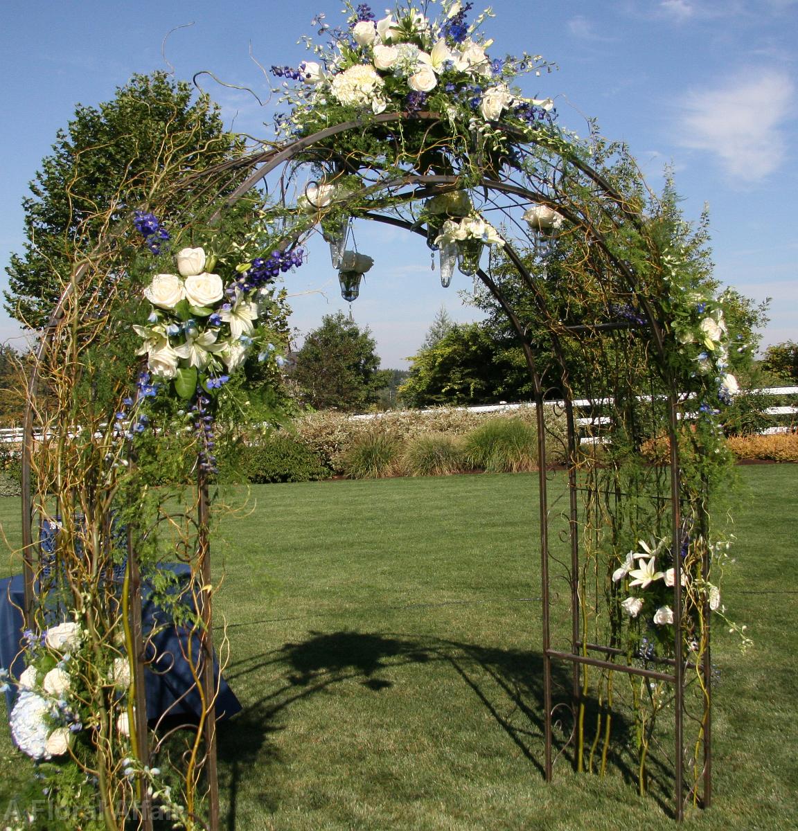 GA0565-Floral Decorated Metal Arch.