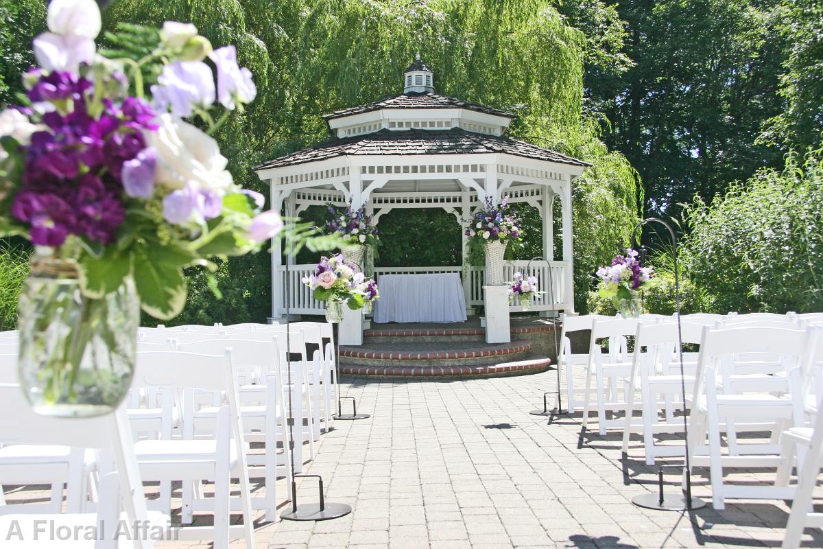 GA0570-Outdoor Wedding Blush and Purple Flower Arrangements