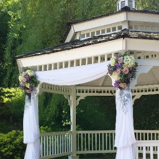 CF0667-Romantic Lavender Gazebo Draping and Floral