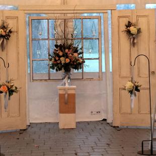 CF0745-Antique Wedding Doors and Window