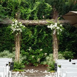 CF0770-Woodland Ceremony Arbor with White Petal Isle