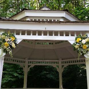 CF0874-Yellow, Cream And Gray Gazebo Arrangements