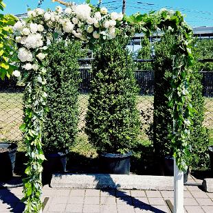 CF0912-White floral and Greenery Wedding Arbor