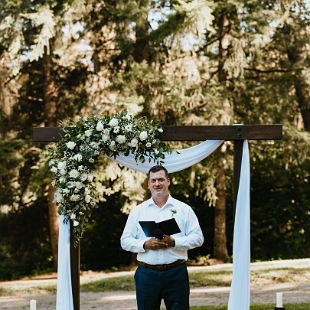 CF9354-Large Arbor Floral Spray with White Flowers and Greenery