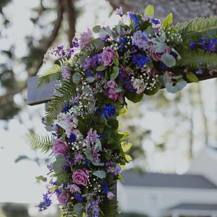 CF9358-Close Up Arbor Flowers in Purples with Ferns