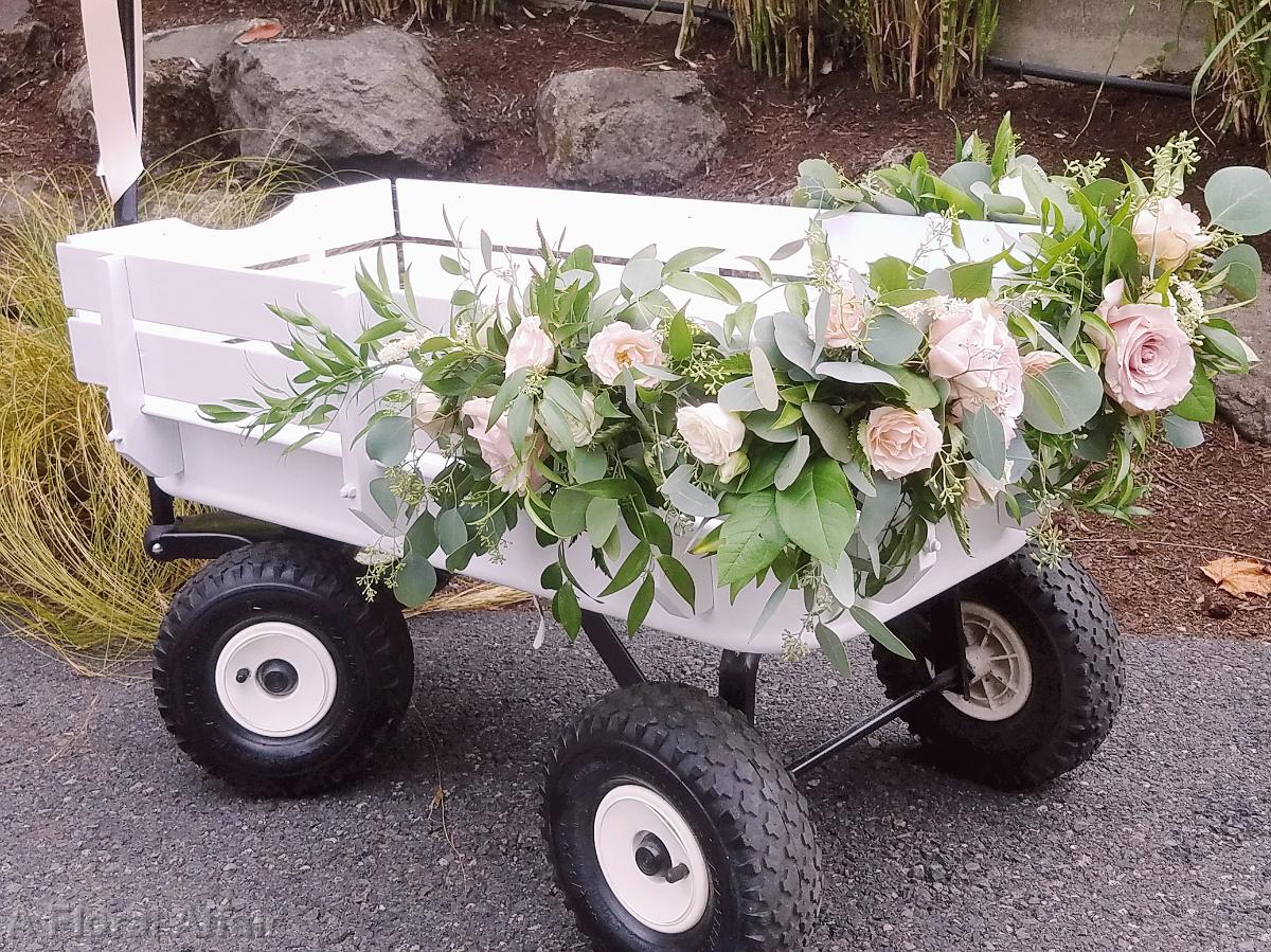 FT0748-Wedding Wagon with Greenery and Blush and White Flowers