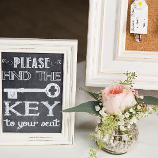 FT0737-Small Vintage Jar and Rose Arrangement