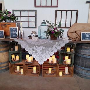 FT0763-Rustic Wedding Decorations at Red Barn Villa