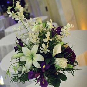 RF1023-Purple and White Elegant Chic Tall Centerpiece