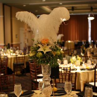 RF1264-Hollywood Glam Tall Feather and Pearl Centerpiece