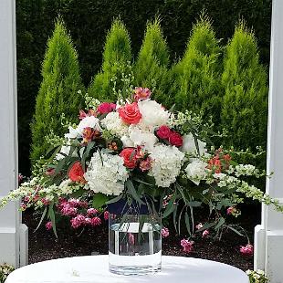 CF0875-Coral and White Wedding Ceremony and Head Table Arrangement