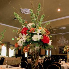 RF0932-Orange, Green and White Elegant Tall Centerpiece