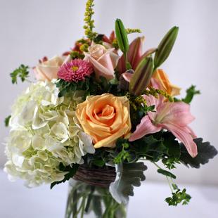 RF8705-Rustic Peach, Apricot and White Mason Jar Centerpiece