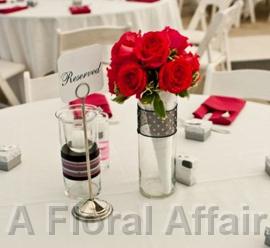 RF0997-Simple, Round, Red Centerpiece