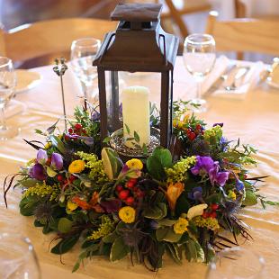 RF0454-Traditional Romantic Mixed Color Lantern Centerpiece