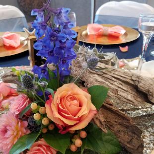 RF1413-Drift Wood, Coral and Blue Centerpiece
