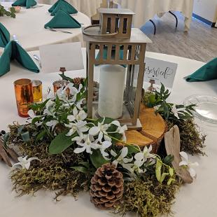 RF1447-Rustic Woodland Lantern Centerpiece