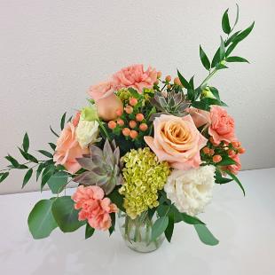 RF1490-Peach and White Centerpiece with Succulents