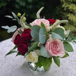 RF1494-Blush, Burgundy and White Romantic Centerpiece