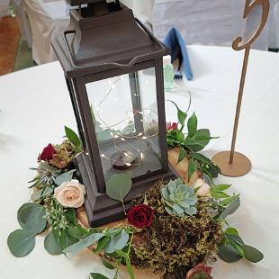 RF1521-Moss & Succulent Centerpiece 1