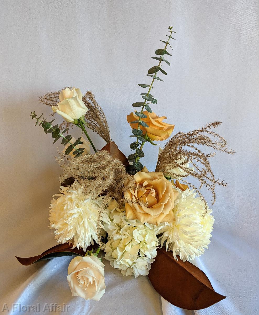 Modern Magnolia Centerpiece