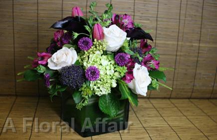 RF0378-Garden Centerpiece in Shades of Purple, Ivory and Green