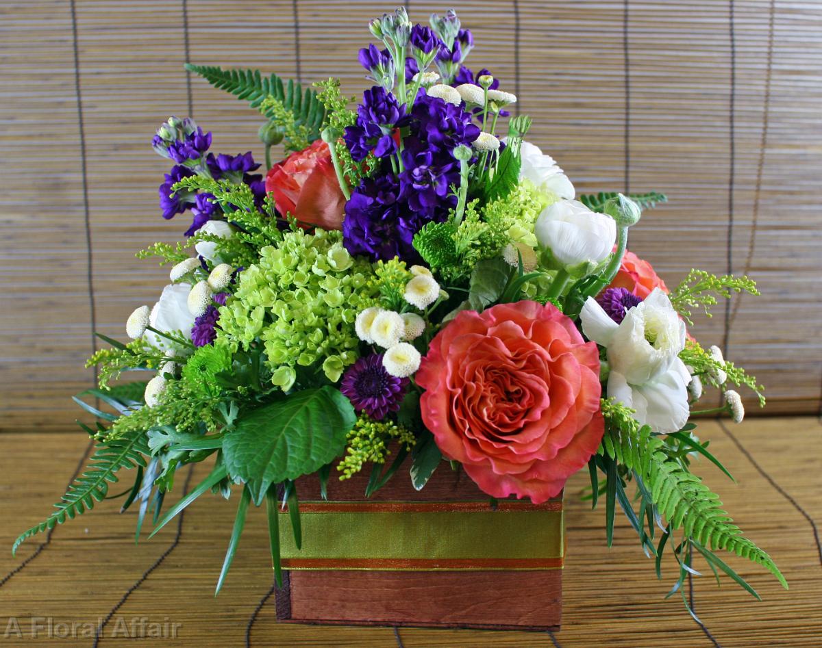 RF0471-Low Wood Box Centerpiece