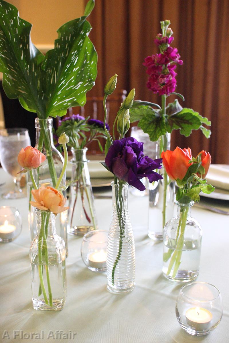 RF0480-Woodland Antique Bottle Centerpieces