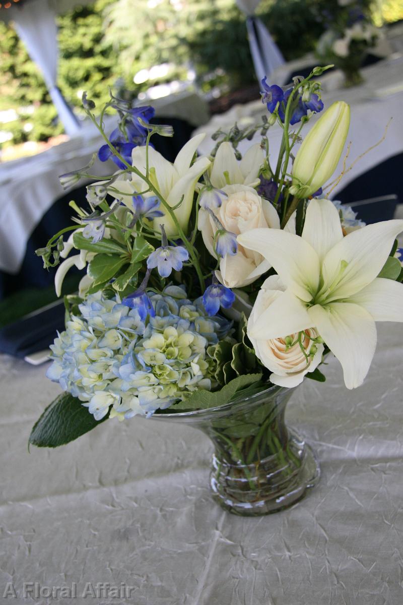 RF0513-Low Blue and White Garden Centerpiece Centerpiece