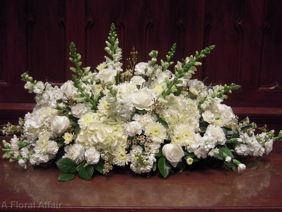 RF0971-Classic, White Head Table Centerpiece