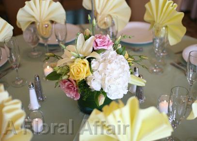 RF0998-Soft Pink, Yellow and White Round Centerpiece