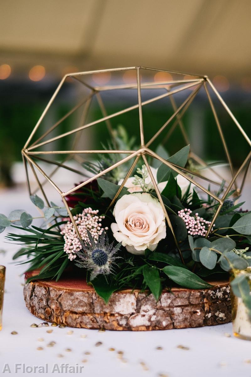 RF1488-Geometric Shape Centerpiece