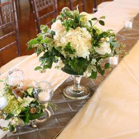 RF0348-Antique Vase Centerpieces