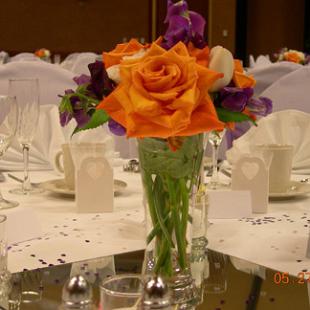 RF0767-Contemporary, Bight Orange and Purple Centerpiece