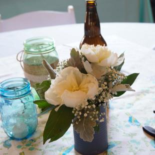 RF1194-Painted Tin with Peony and Baby's Breath Centerpiece