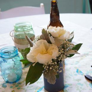 RF1194-Painted Tin with Peony and Baby's Breath Centerpiece