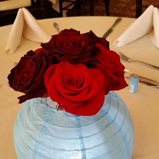 RF1203-Paper Lantern Table Centerpiece and Rose