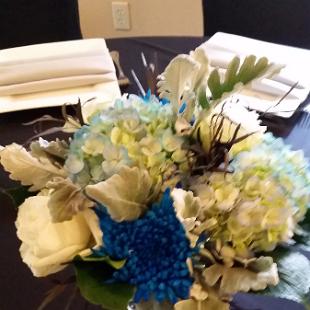 RF1311-Low Teal, Black, White and Gray Centerpiece